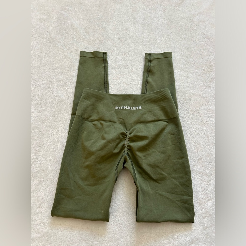 Alphalete amplify leggings dusty green small